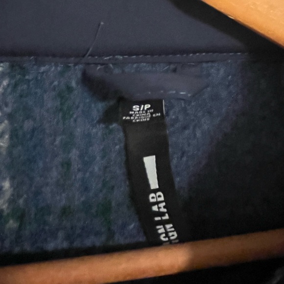 Oversized shacket - Picture 3 of 4